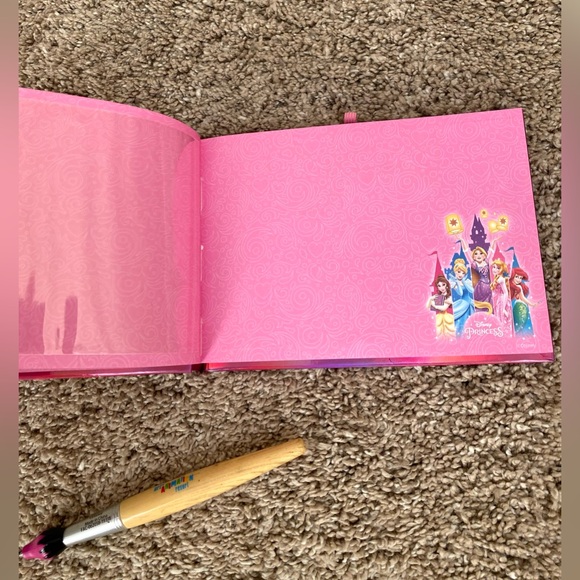 Disney Princess Autograph Book - Picture 11 of 13